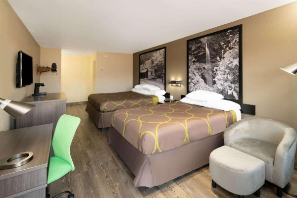 Super 8 by Wyndham Cleveland image 15